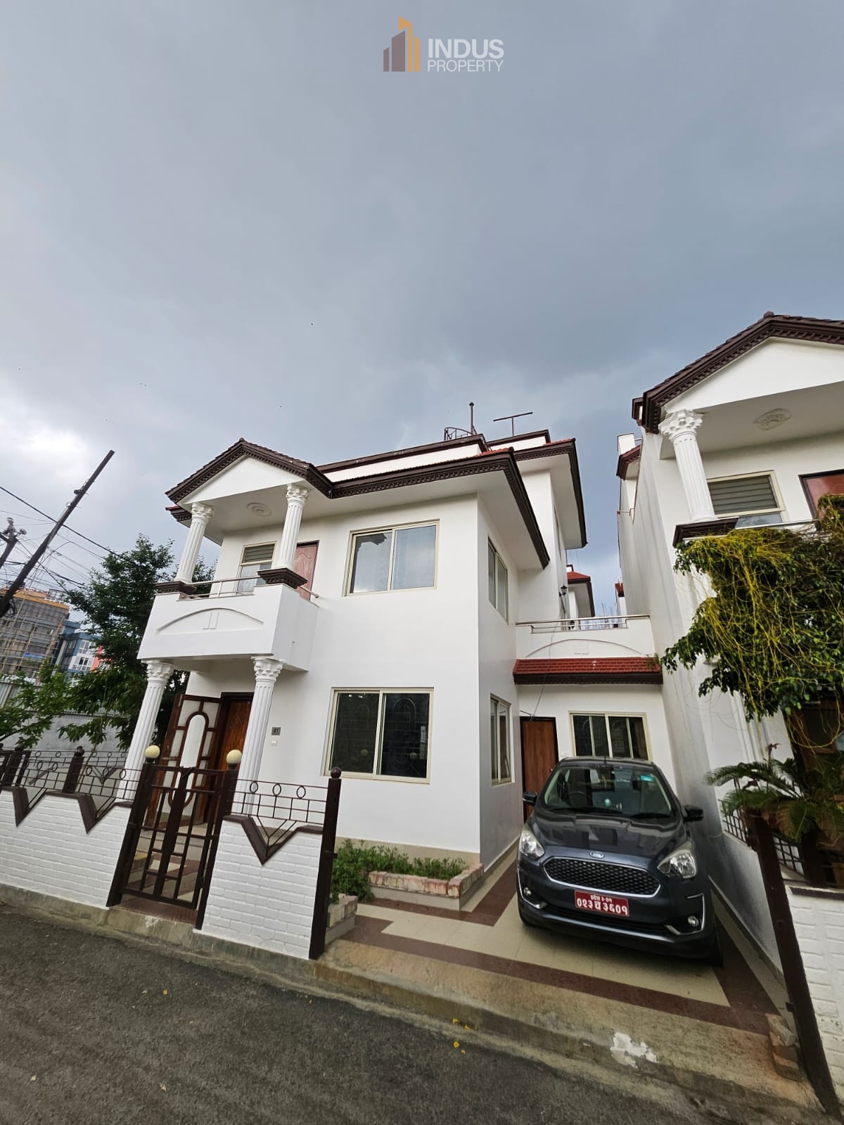 Main property photo